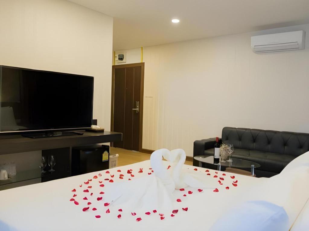 The Y Boutique Hotel Chiang Mai Exterior photo