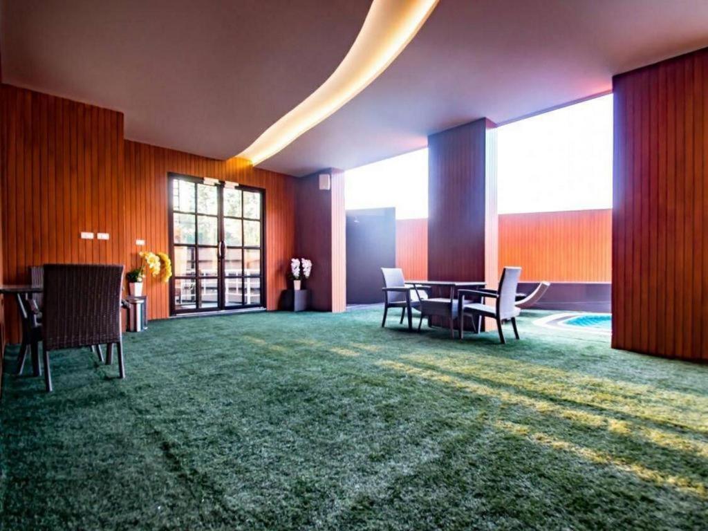 The Y Boutique Hotel Chiang Mai Exterior photo
